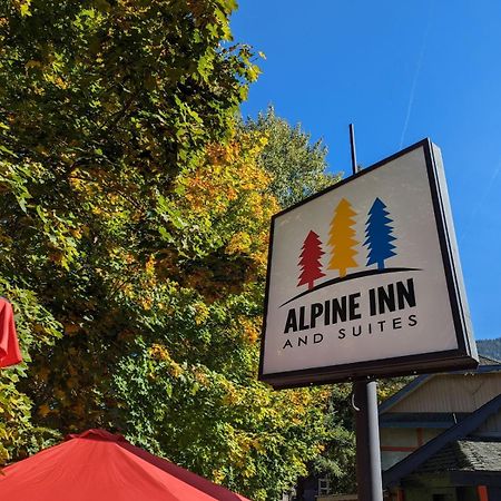 Alpine Inn & Suites Nelson Bagian luar foto