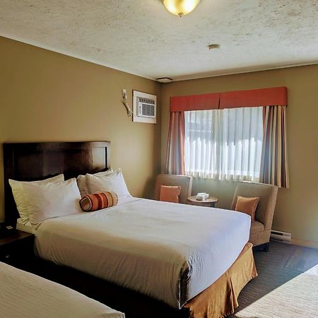Alpine Inn & Suites Nelson Bagian luar foto