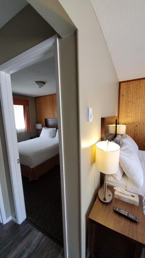 Alpine Inn & Suites Nelson Bagian luar foto